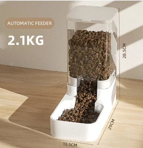 Pet Water and Food Dispenser - Pawzzey